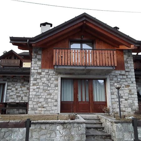 Casa Vacanze Emilio เตมู ภายนอก รูปภาพ